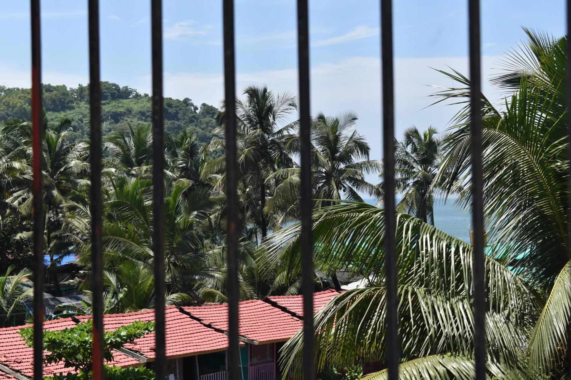 Gundappa Cafe Gokarna Kudle Beach מראה חיצוני תמונה
